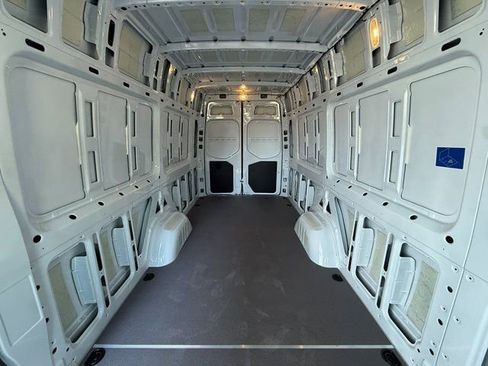 New 2025 Mercedes-Benz Sprinter 2500 image 23