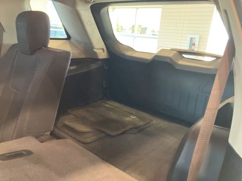 Used 2017 GMC Terrain SLE image 24