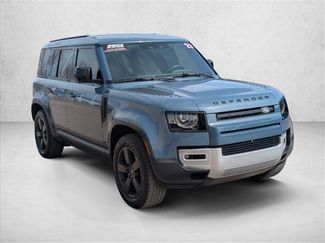 Used 2023 Land Rover Defender 110 S video 3