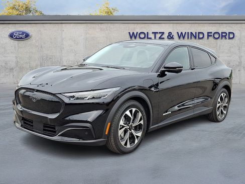 Used 2025 Ford Mustang Mach-E Select AWD/4WD image 3