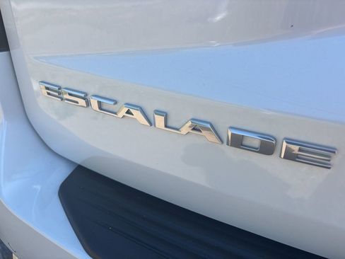 Used 2021 Cadillac Escalade Premium Luxury w/ Performance Package RWD image 25