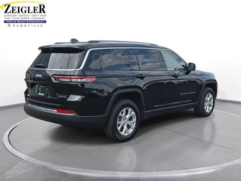 Used 2023 Jeep Grand Cherokee L Limited w/ Luxury Tech Group II AWD/4WD image 5