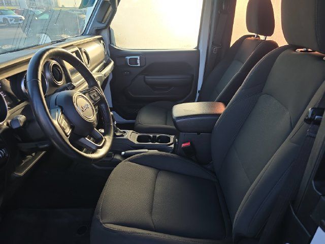 Used 2023 Jeep Wrangler Sport AWD/4WD image 9