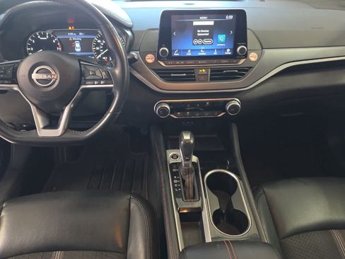 Used 2024 Nissan Altima 2.5 SR FWD image 4