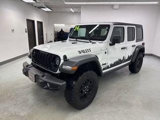 Used 2024 Jeep Wrangler Willys video 4