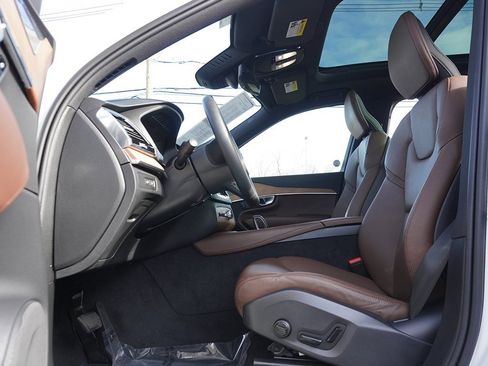 Used 2024 Volvo XC90 T8 Plus w/ Protection Package image 36