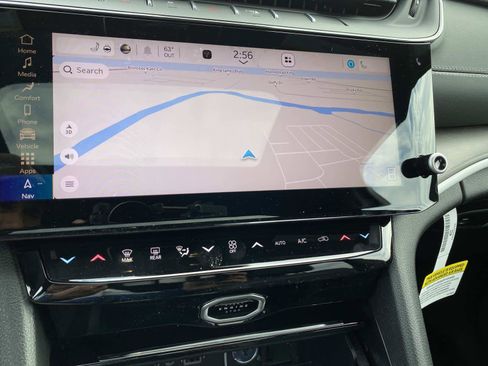 New 2026 Jeep Grand Cherokee Altitude image 11