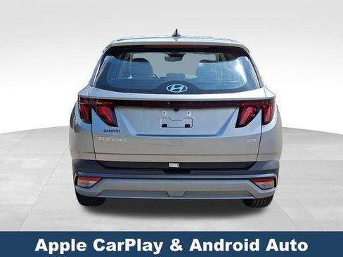 Used 2025 Hyundai Tucson SE image 6