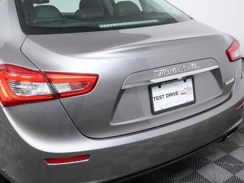 Used 2016 Maserati Ghibli image 35