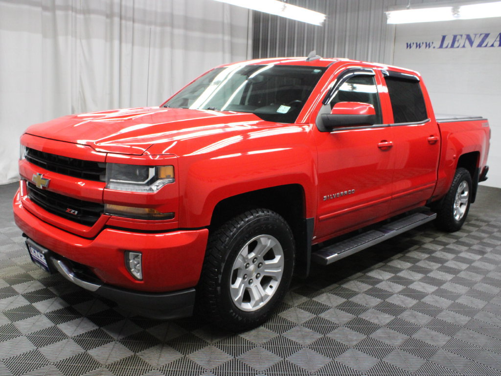 Used 2017 Chevrolet Silverado 1500 LT w/ All Star Edition AWD/4WD image 9