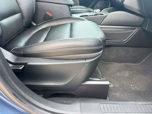 Used 2020 Ford Escape SEL FWD image 12