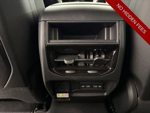 New 2026 Jeep Grand Cherokee Altitude AWD/4WD image 28
