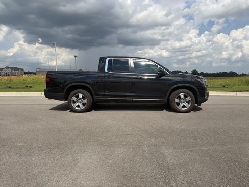 Certified 2025 Honda Ridgeline RTL image 6