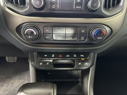 Used 2021 Chevrolet Colorado Z71 image 22