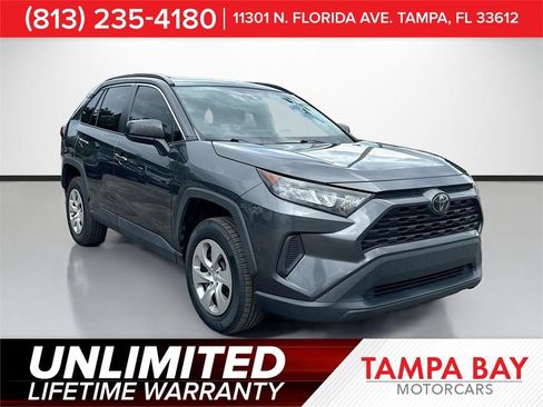 Used 2020 Toyota RAV4 LE FWD image 1