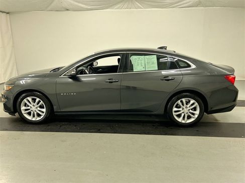 Used 2018 Chevrolet Malibu LT image 6