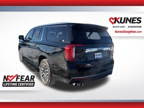 Used 2024 GMC Yukon XL Denali Ultimate image 9