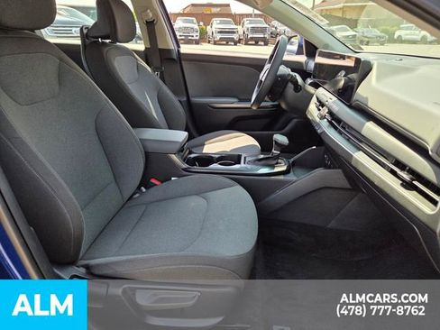 Used 2025 Kia K4 FWD image 15