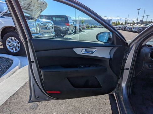 Used 2023 Kia Forte LXS w/ LXS Technology Package FWD image 10