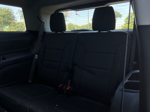 Used 2018 GMC Acadia SLE FWD image 12