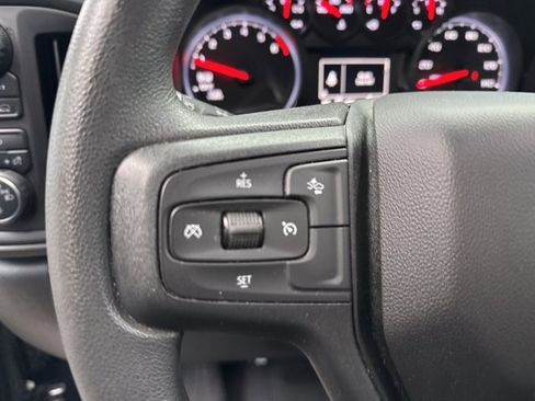 Used 2023 Chevrolet Silverado 1500 Custom image 18