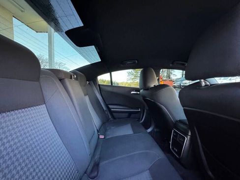 Used 2019 Dodge Charger GT RWD image 16