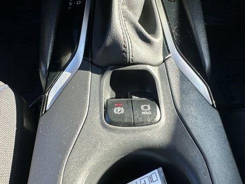 Used 2024 Toyota Corolla Cross AWD Hybrid image 25