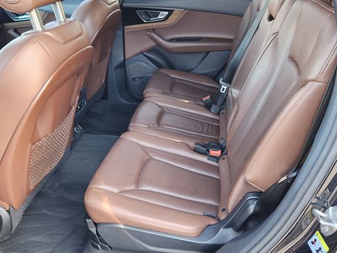 Used 2017 Audi Q7 2.0T Premium Plus w/ Premium Plus Package image 16