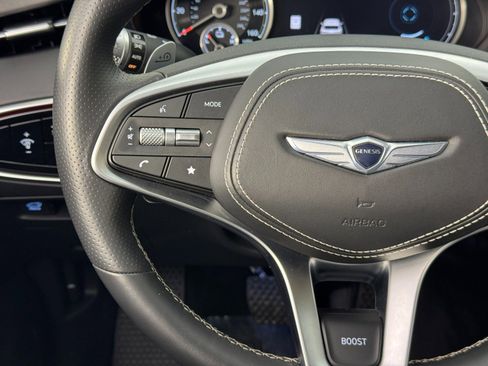 Used 2024 Genesis Electrified GV70 Advanced image 21