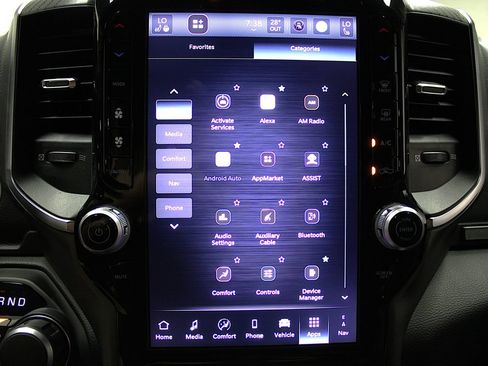 New 2026 RAM 1500 4x4 Crew Cab image 20