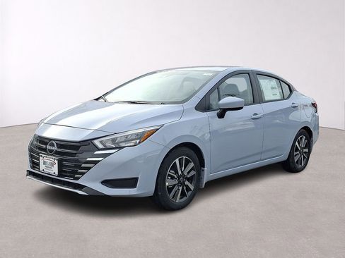 New 2025 Nissan Versa SV w/ Trunk Package FWD image 2
