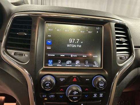 Used 2015 Jeep Grand Cherokee Laredo w/ Security & Convenience Group AWD/4WD image 15
