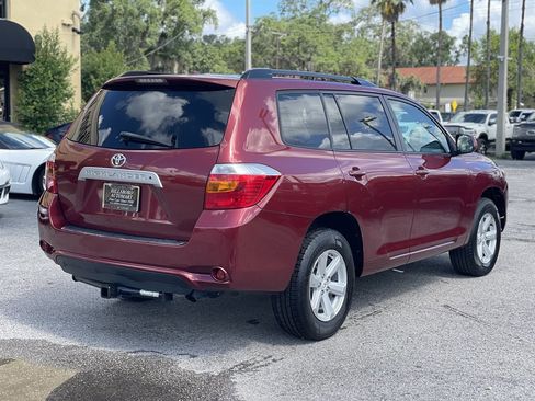 Used 2010 Toyota Highlander SE FWD image 19