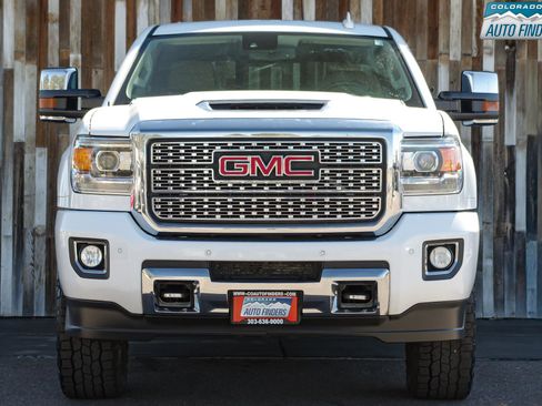Used 2018 GMC Sierra 2500 Denali w/ Duramax Plus Package image 6