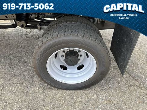 New 2025 Ford F550 4x4 Crew Cab Super Duty image 13