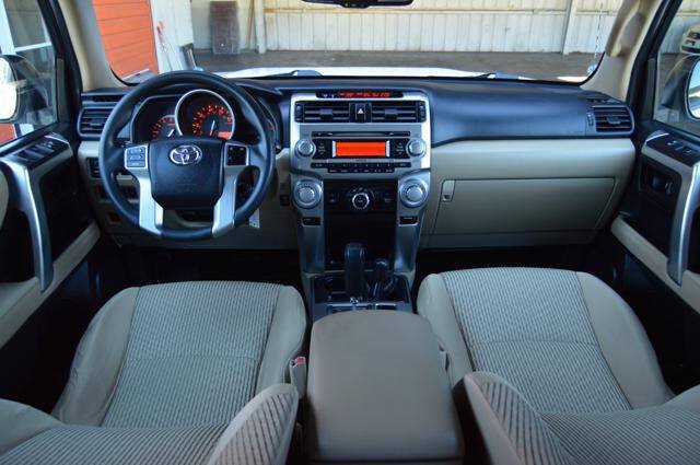 Used 2011 Toyota 4Runner SR5 AWD/4WD image 55