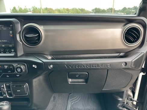 Certified 2021 Jeep Wrangler Unlimited Sport image 51