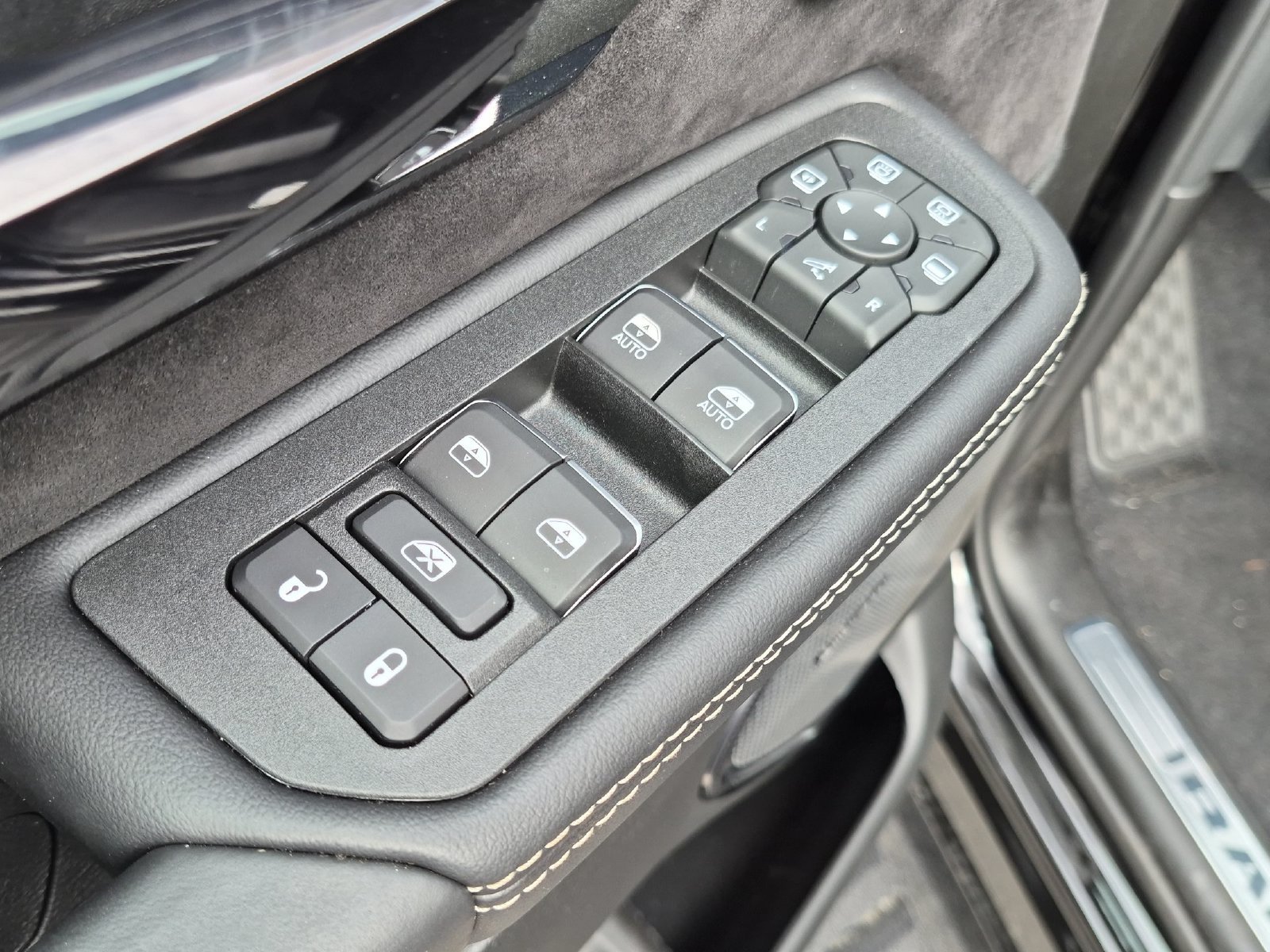 New 2027 RAM 1500 RHO w/ RHO Level 1 Equipment Group AWD/4WD image 10