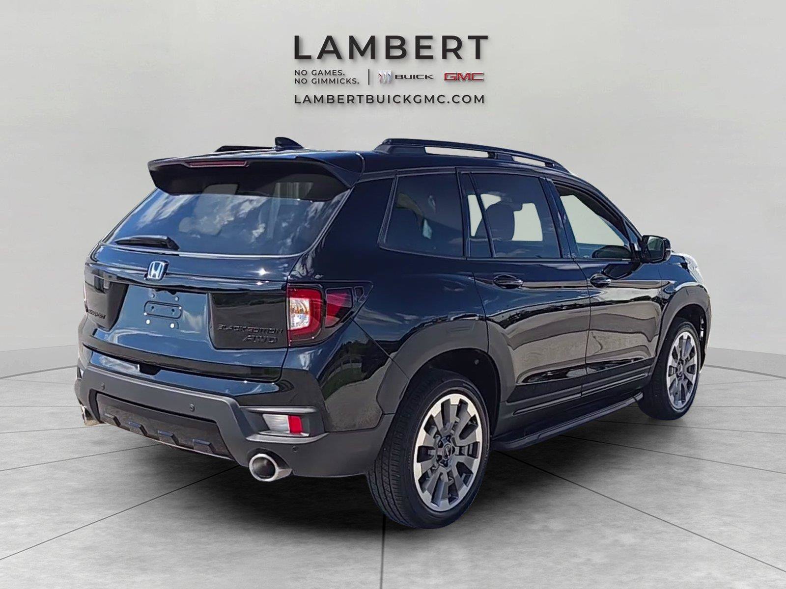 Used 2025 Honda Passport Black Edition image 5