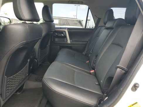 Used 2022 Toyota 4Runner Limited AWD/4WD image 21