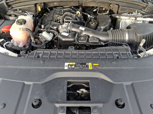 Used 2023 Jeep Grand Cherokee L Altitude image 27