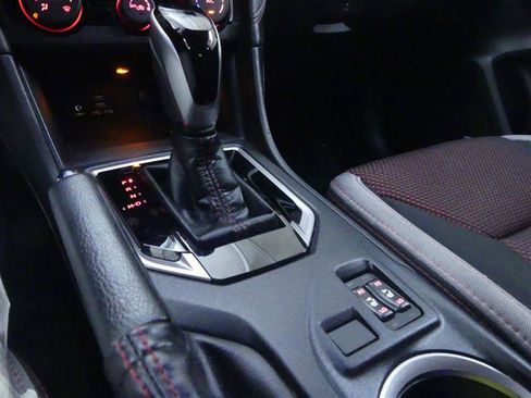 Used 2022 Subaru Impreza 2.0i Sport image 16