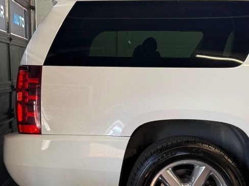 Used 2013 Chevrolet Suburban LTZ AWD/4WD image 8