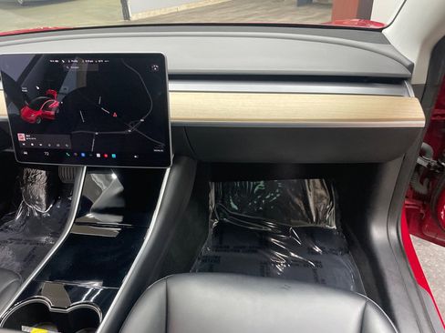 Used 2020 Tesla Model 3 Long Range image 40