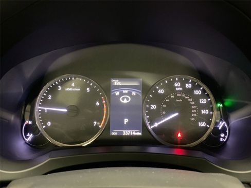 Used 2017 Lexus IS 300 AWD image 14