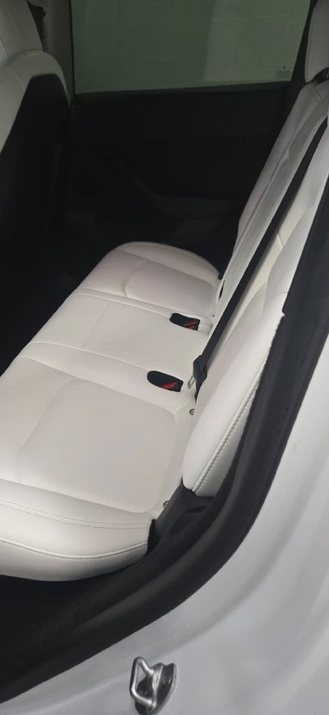 Used 2023 Tesla Model Y AWD image 14