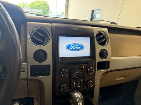 Used 2014 Ford F150 Lariat w/ Equipment Group 502A Luxury AWD/4WD image 16