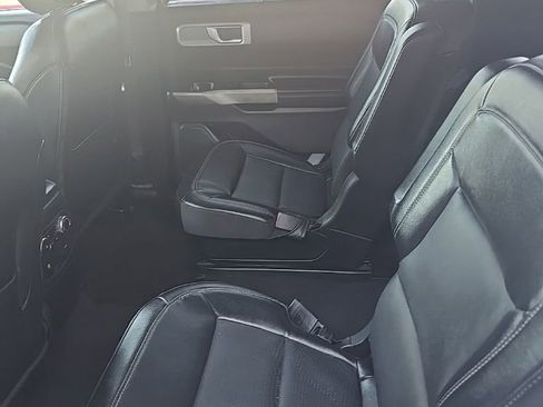 Used 2023 Ford Explorer Limited AWD/4WD image 8