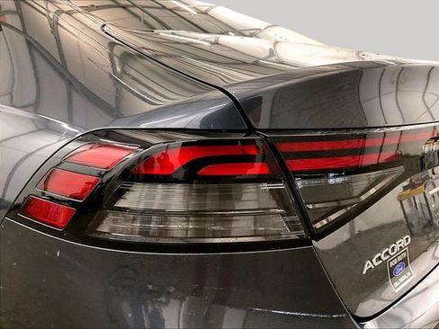 Used 2023 Honda Accord LX image 28