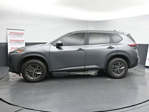Used 2023 Nissan Rogue S image 5